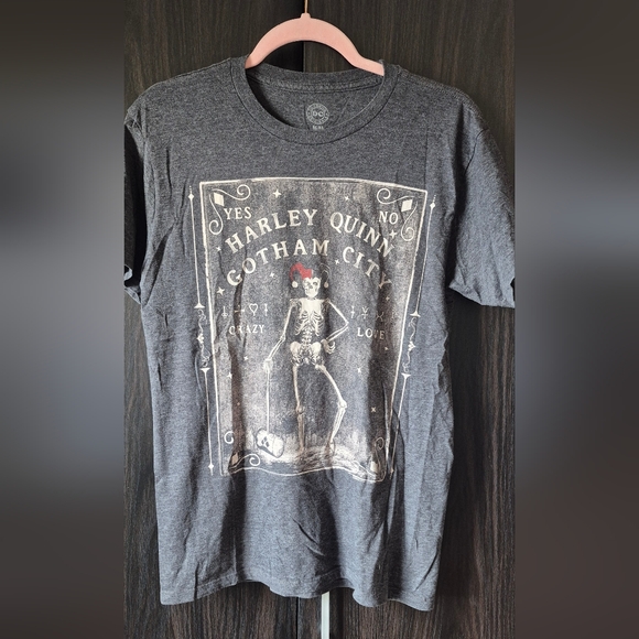 Gray Harley Quinn Graphic T-Shirt - Picture 2 of 2